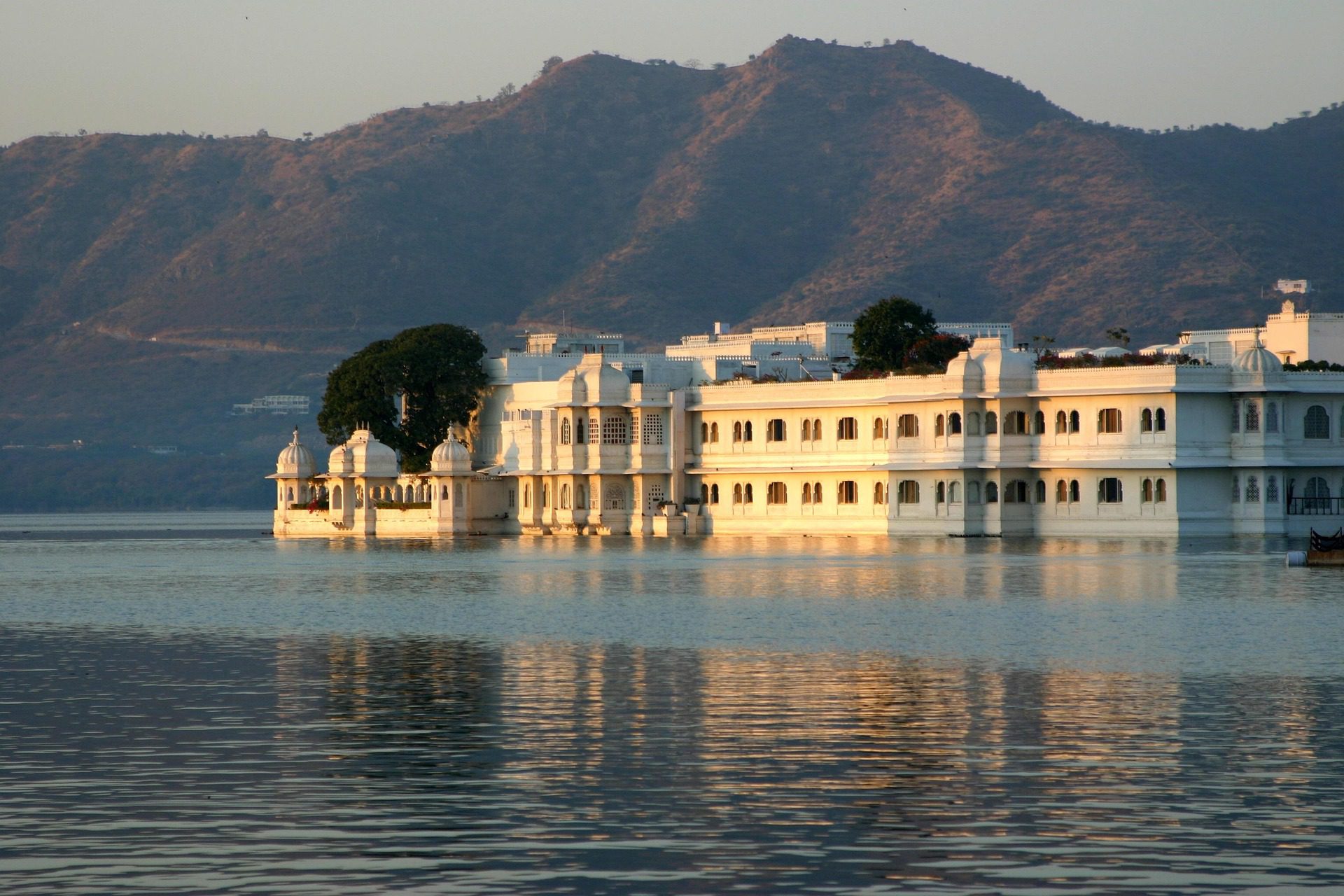 Jaipur, Jodhpur and Udaipur Tour — 8 Days by Road