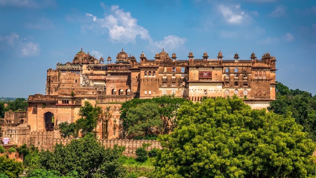 Raja Mahal palace fortress at Orchha in Madhya Pradesh, a 16th century Bundela kingdom landmark in India