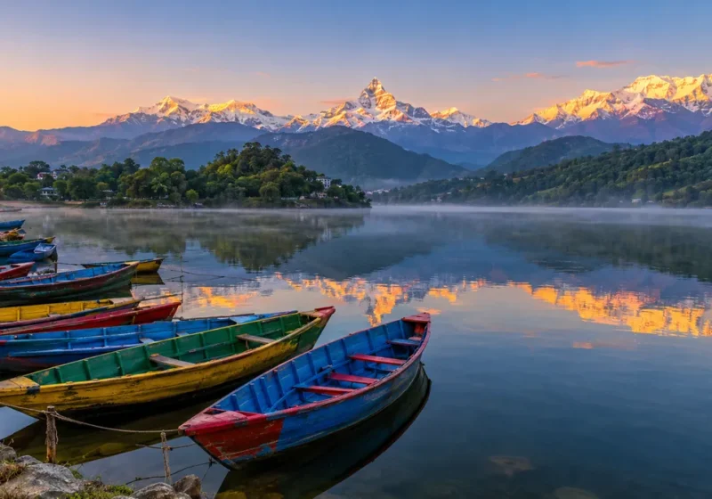 Phewa Lake and Machhapuchhre at sunrise – Pokhara travel guide